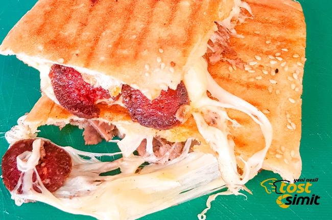 SUCUKLU TOSTLAR